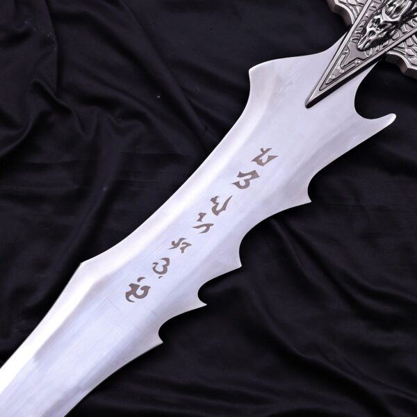 Frostmourne Sword – World of Warcraft Replica (43")